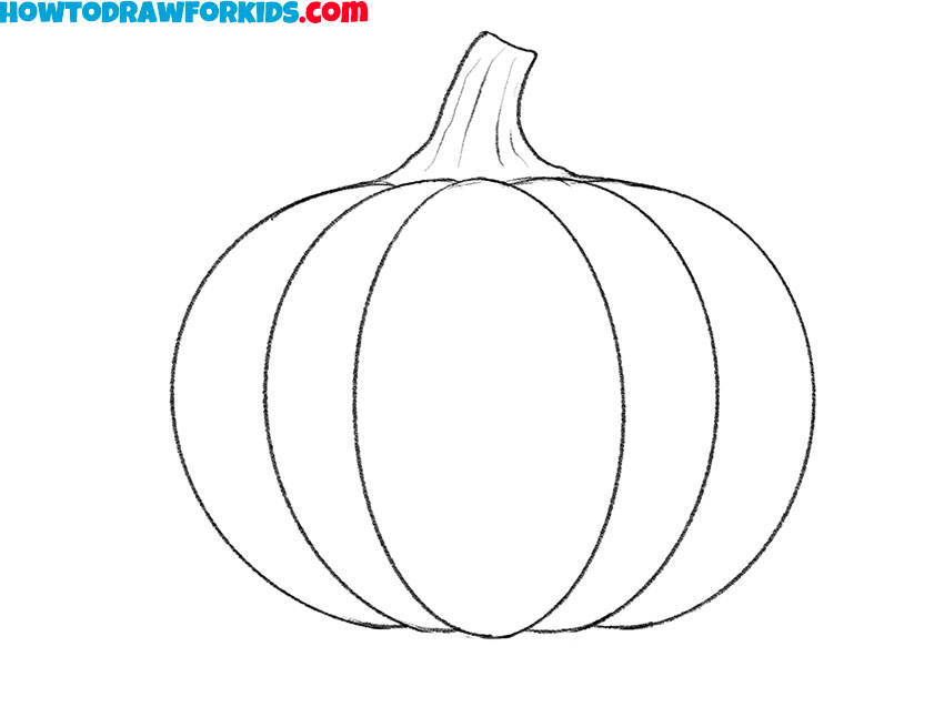 Refine the outline of the pumpkin